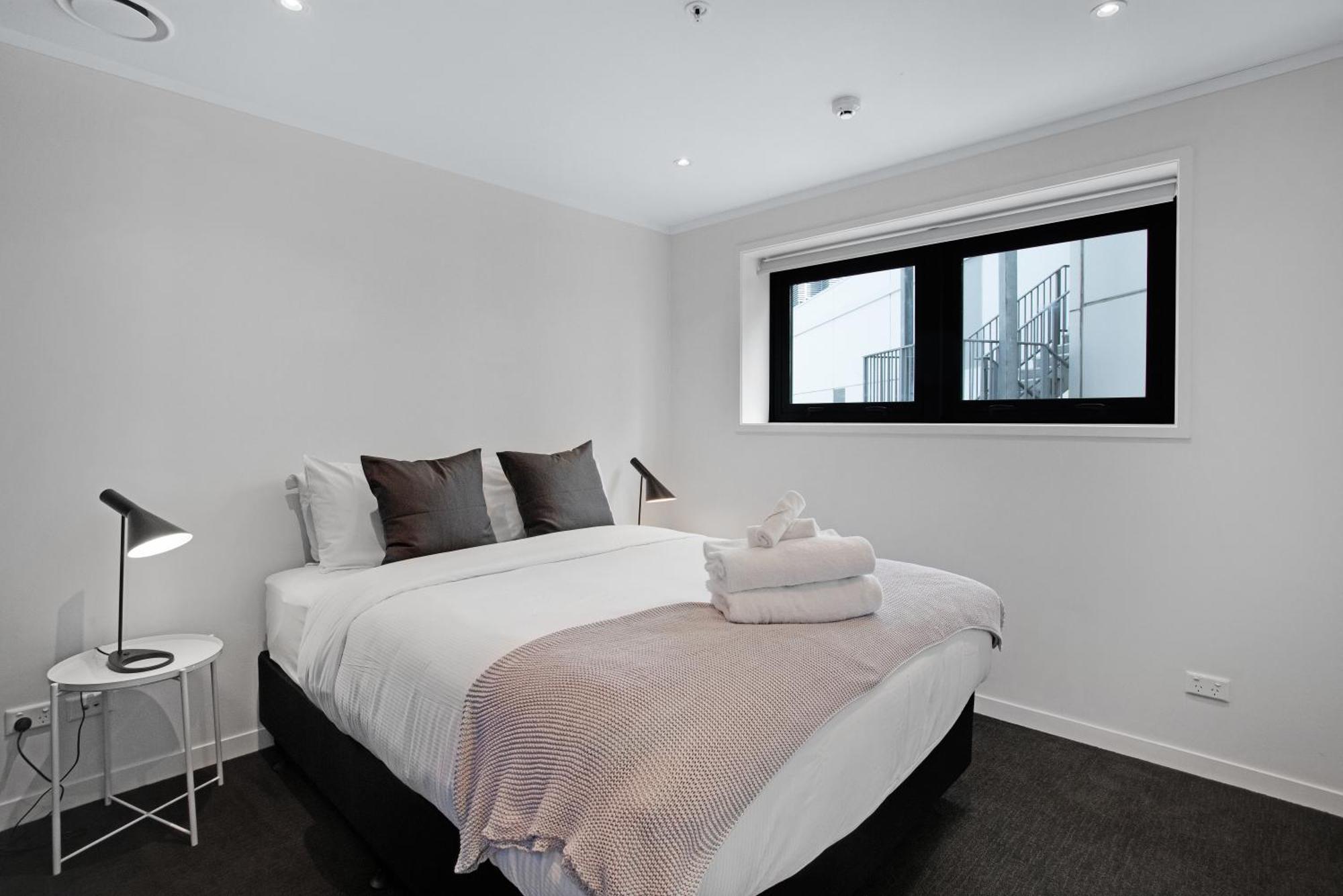 Skyline Serenade Apt With Skycity View And Parking オークランド エクステリア 写真